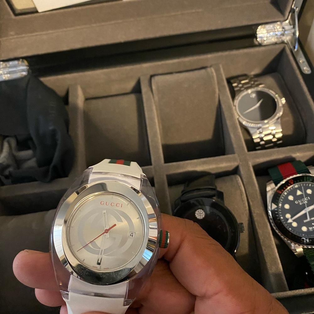 Authentic Gucci Sync watch
